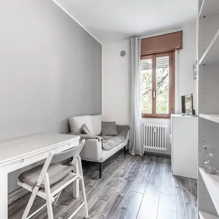 Apartment Enjoy - Piccolo Studio Davanti Al Teatro Padova